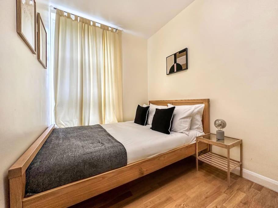 Spacious 4 Bed Flat Near London 02 Arena Greenwich Экстерьер фото